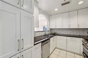 3475 Oak Valley Rd NE, Atlanta, GA 30326 - Photo 18