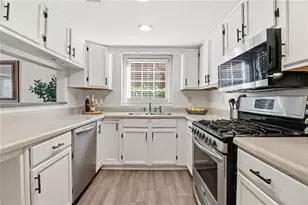 9086 Cobbler Ct, Roswell, GA 30076 - Photo 14