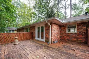 5860 Greenbrier Rd NE, Atlanta, GA 30328 - Photo 22