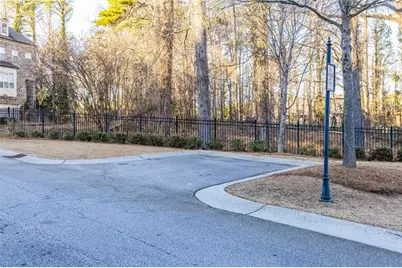 823 Canterbury Overlook, Atlanta, GA 30324 - Photo 64