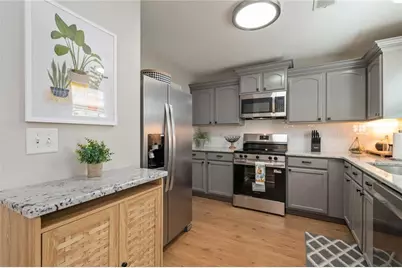 226 Fox Creek Boulevard, Woodstock, GA 30188 - Photo 6