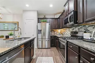 516 Riverview Ln, Canton, GA 30114 - Photo 6