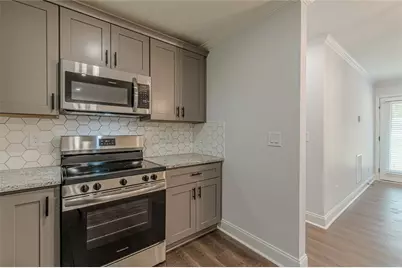 1827 SE Thomasville Drive SE, Atlanta, GA 30315 - Photo 8