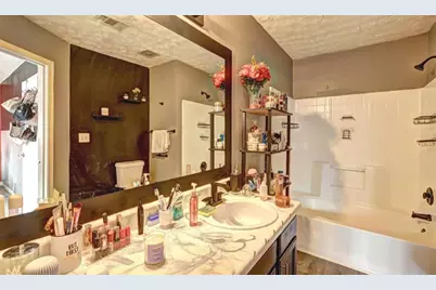 530 Parkway Road, Union City, GA 30291 - Photo 10