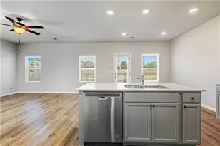 11608 Winston Dr, Hampton, GA 30228 - Photo 10