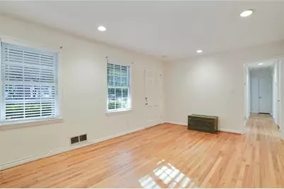 2476 Woodside Way, Atlanta, GA 30341 - Photo 4