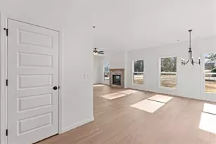 99 Carroll Cir, Carrollton, GA 30117 - Photo 6