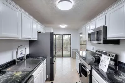 5137 Roswell Road #6, Sandy Springs, GA 30342 - Photo 4