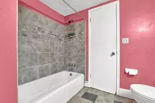 6851 Roswell Rd, Sandy Springs, GA 30328 - Photo 14