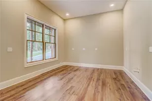 6219 Woodlake Dr, Buford, GA 30518 - Photo 30