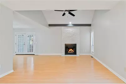 1064 Creatwood Circle SE, Smyrna, GA 30080 - Photo 10