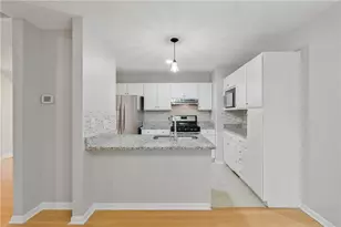 1064 Creatwood Circle SE, Smyrna, GA 30080 - Photo 18