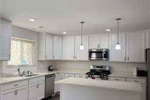 533 Traminer Wy, Braselton, GA 30517 - Photo 2