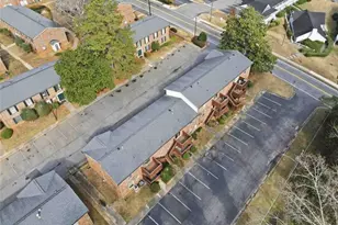 5506 Kingsport Dr, Atlanta, GA 30342 - Photo 30