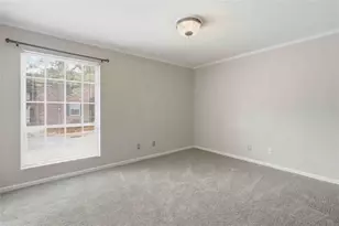 5506 Kingsport Dr, Atlanta, GA 30342 - Photo 22