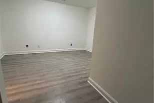 9051 Bayrose Cir, Atlanta, GA 30344 - Photo 14