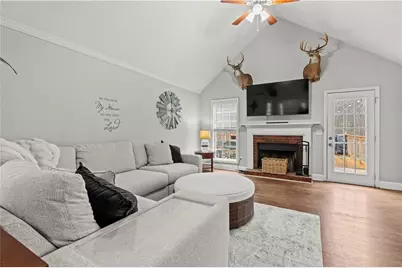 807 Hines Road, Moreland, GA 30259 - Photo 2