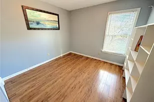 221 Harlee Ln, Lawrenceville, GA 30046 - Photo 8