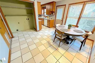 221 Harlee Ln, Lawrenceville, GA 30046 - Photo 16