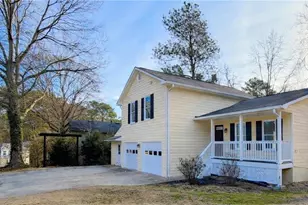 221 Harlee Ln, Lawrenceville, GA 30046 - Photo 12