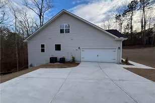 5391 Tuscany Dr, Douglasville, GA 30135 - Photo 2