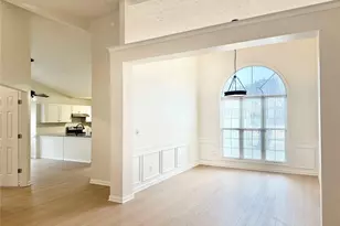 1070 Rafington Dr, Lawrenceville, GA 30046 - Photo 4