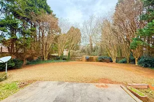 1070 Rafington Dr, Lawrenceville, GA 30046 - Photo 20