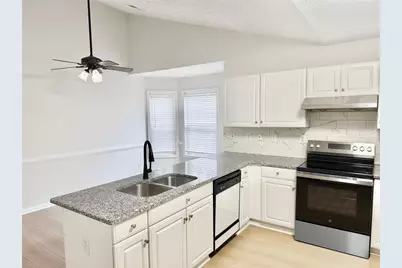 1070 Rafington Drive, Lawrenceville, GA 30046 - Photo 8