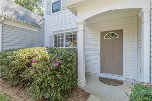 7010 Richland Ct, Roswell, GA 30076 - Photo 12