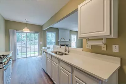 7010 Richland Court, Roswell, GA 30076 - Photo 18