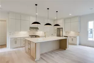 551 Sunset Dr, Norcross, GA 30071 - Photo 8