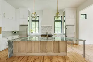 551 Sunset Dr, Norcross, GA 30071 - Photo 10