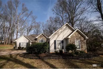 124 Austin Way, Jefferson, GA 30549 - Photo 2