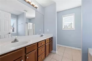 903 Misty View Ct, Lilburn, GA 30047 - Photo 16