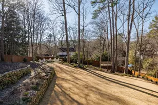 6250 Weatherly Dr, Atlanta, GA 30328 - Photo 72