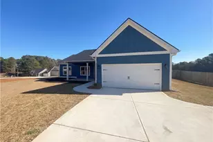 104 Charlie Fuller Rd, Grantville, GA 30220 - Photo 1