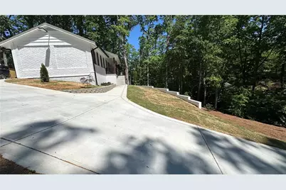 85 Bonnie Lane, Sandy Springs, GA 30328 - Photo 6