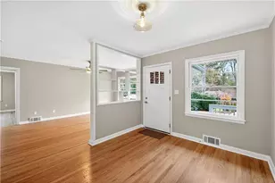 2907 Cloverhurst Dr, Atlanta, GA 30344 - Photo 6