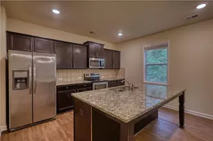 6571 Bluffview Dr, Douglasville, GA 30134 - Photo 12