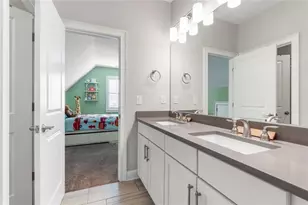 1381 Kings Park Dr, Kennesaw, GA 30152 - Photo 36