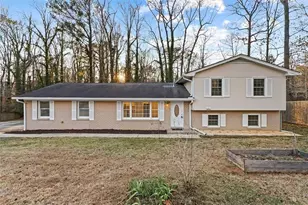 1121 Neva Dr SW, Marietta, GA 30060 - Photo 2