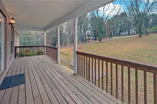 133 Elkmont Dr, Dahlonega, GA 30533 - Photo 4