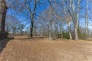 5800 Crabapple Dr SW, Mableton, GA 30126 - Photo 18