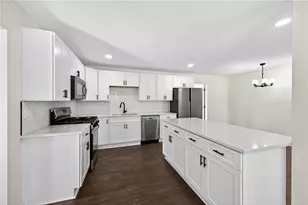 5800 Crabapple Dr SW, Mableton, GA 30126 - Photo 6