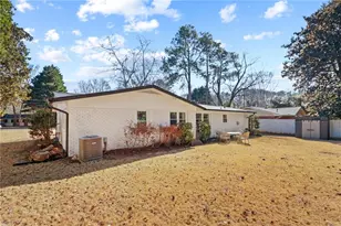 310 Brook Dr, Atlanta, GA 30328 - Photo 28