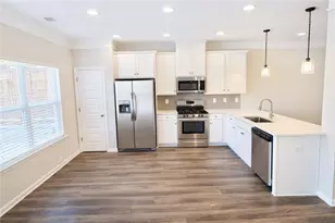 5258 City Walk Dr, Buford, GA 30518 - Photo 4