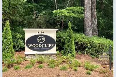 205 Woodcliff Drive #205, Sandy Springs, GA 30350 - Photo 2