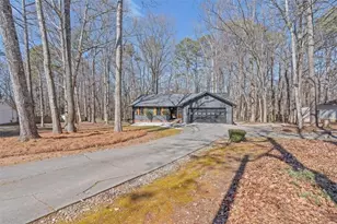 150 Tall Oak Trl, Covington, GA 30014 - Photo 2