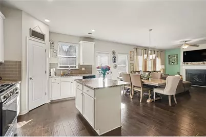 2254 Annes Lake Circle, Lithonia, GA 30058 - Photo 6