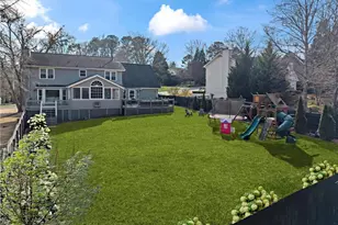 521 Creekwood Dr, Marietta, GA 30068 - Photo 34